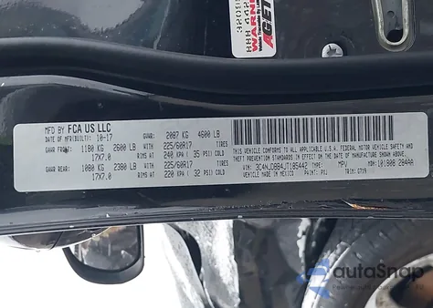 2018 Jeep Compass Latitude 4X4 z USA, uszkodzony, nr VIN 3C4NJDBB4JT185442